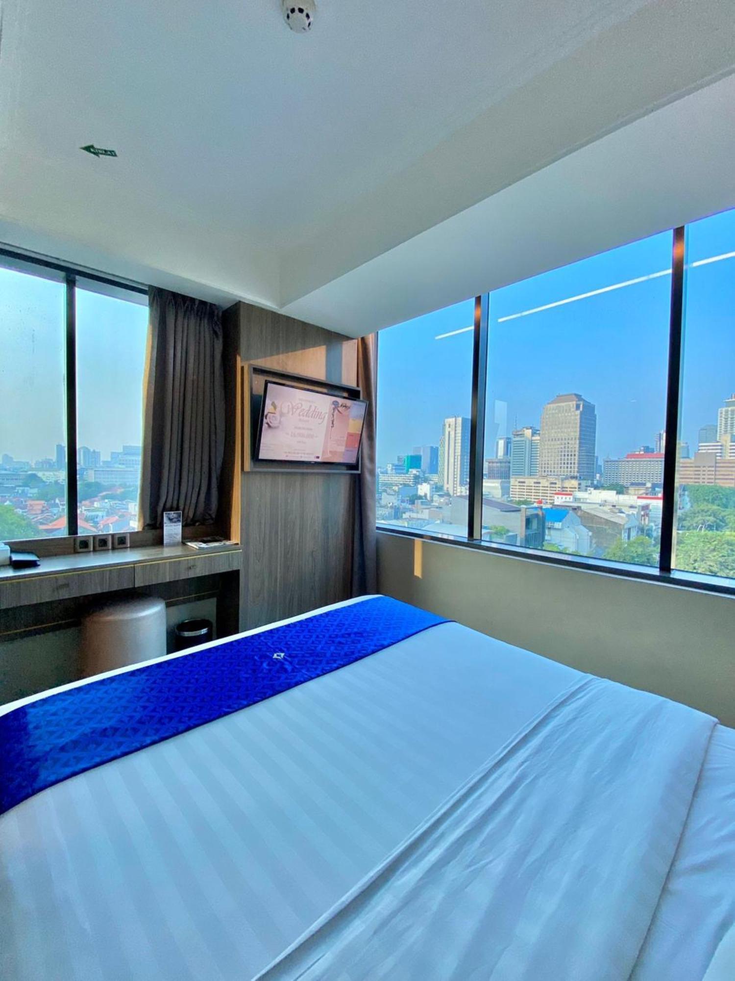Arthama Tanah Abang Jakarta Exterior foto